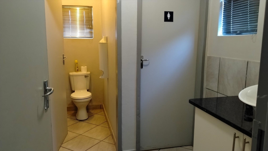 To Let Commercial Property for Rent in Safari Gardens North West